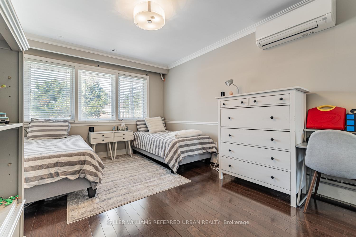 Photo 13 of 7 Stormont Avenue, Toronto, Englemount-Lawrence — HOMEH