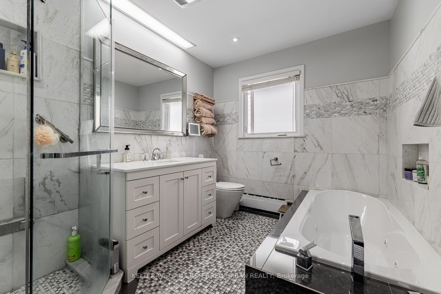 Photo 23 of 7 Stormont Avenue, Toronto, Englemount-Lawrence — HOMEH