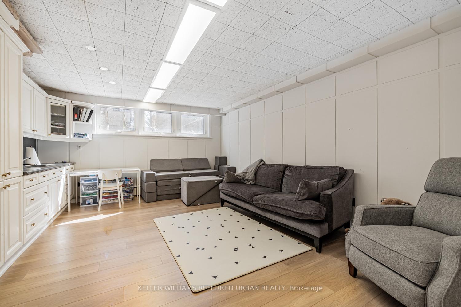 Photo 26 of 7 Stormont Avenue, Toronto, Englemount-Lawrence — HOMEH