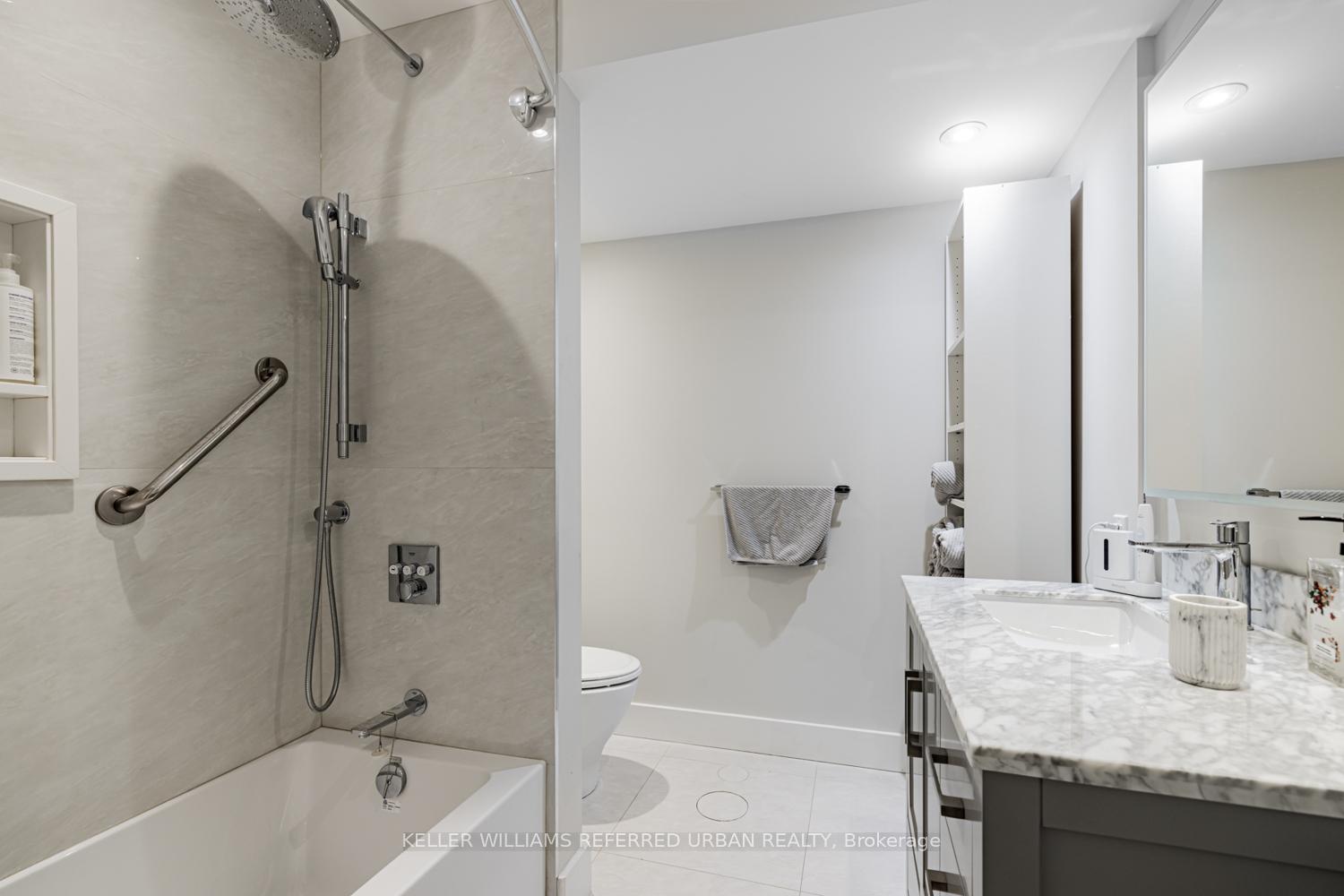 Photo 6 of 7 Stormont Avenue, Toronto, Englemount-Lawrence — HOMEH