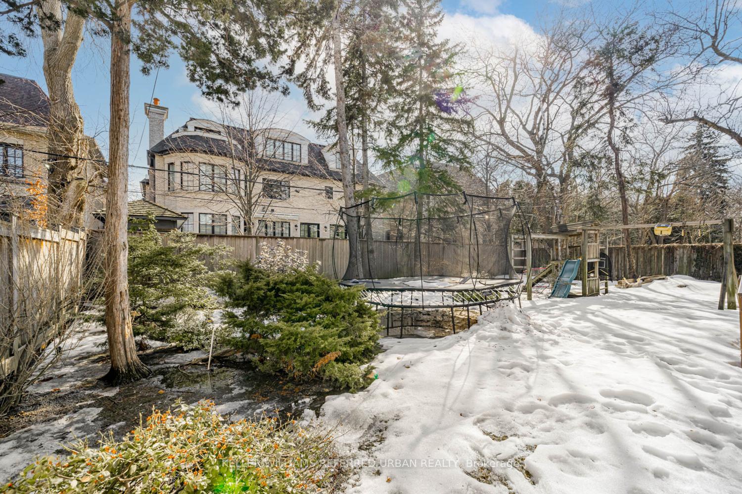 Photo 24 of 7 Stormont Avenue, Toronto, Englemount-Lawrence — HOMEH