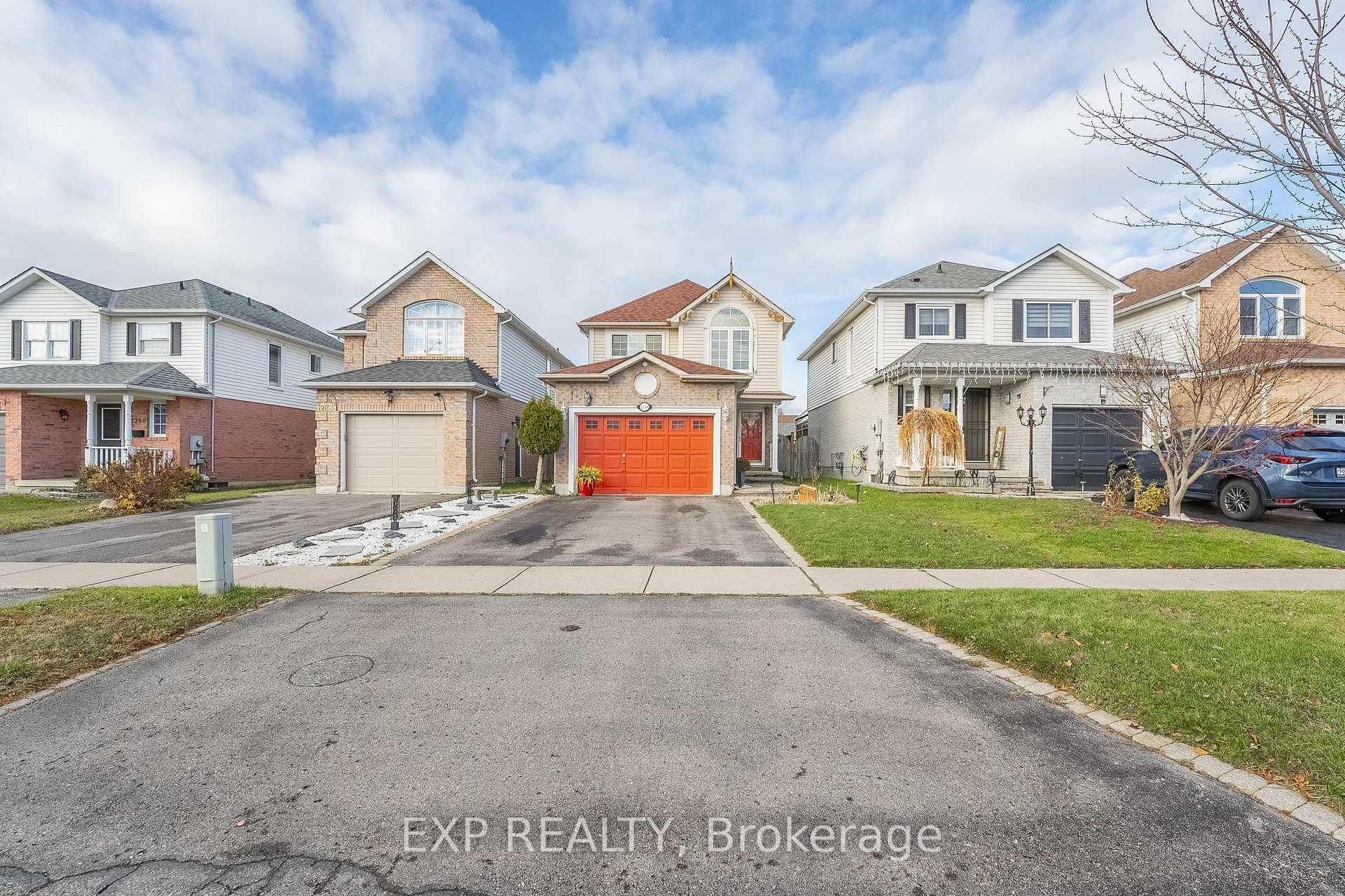 Photo 1 of 1290 Dartmoor Street, Oshawa, Eastdale — HOMEH