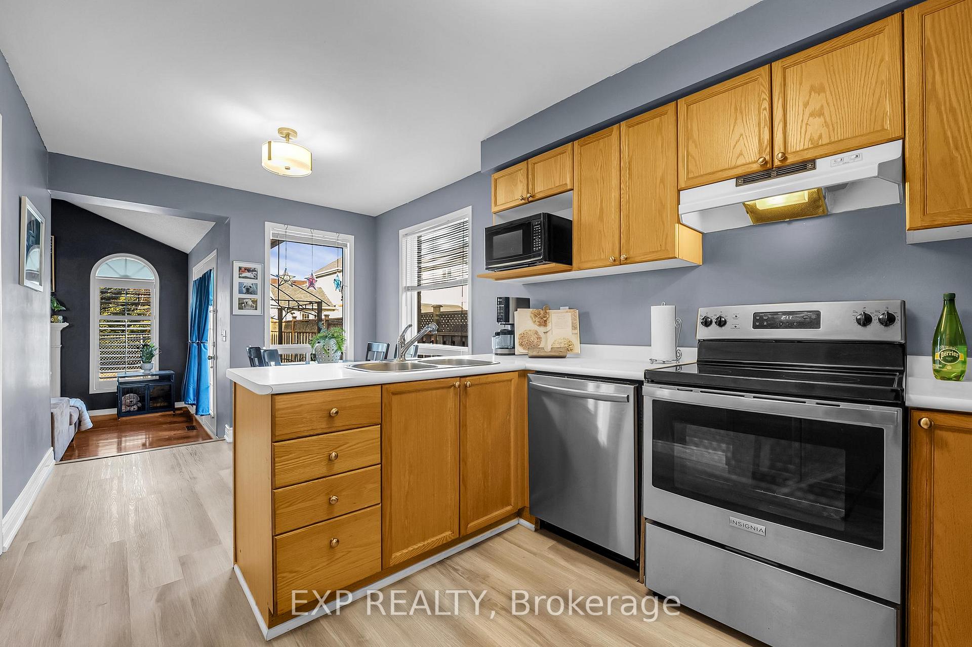 Photo 17 of 1290 Dartmoor Street, Oshawa, Eastdale — HOMEH