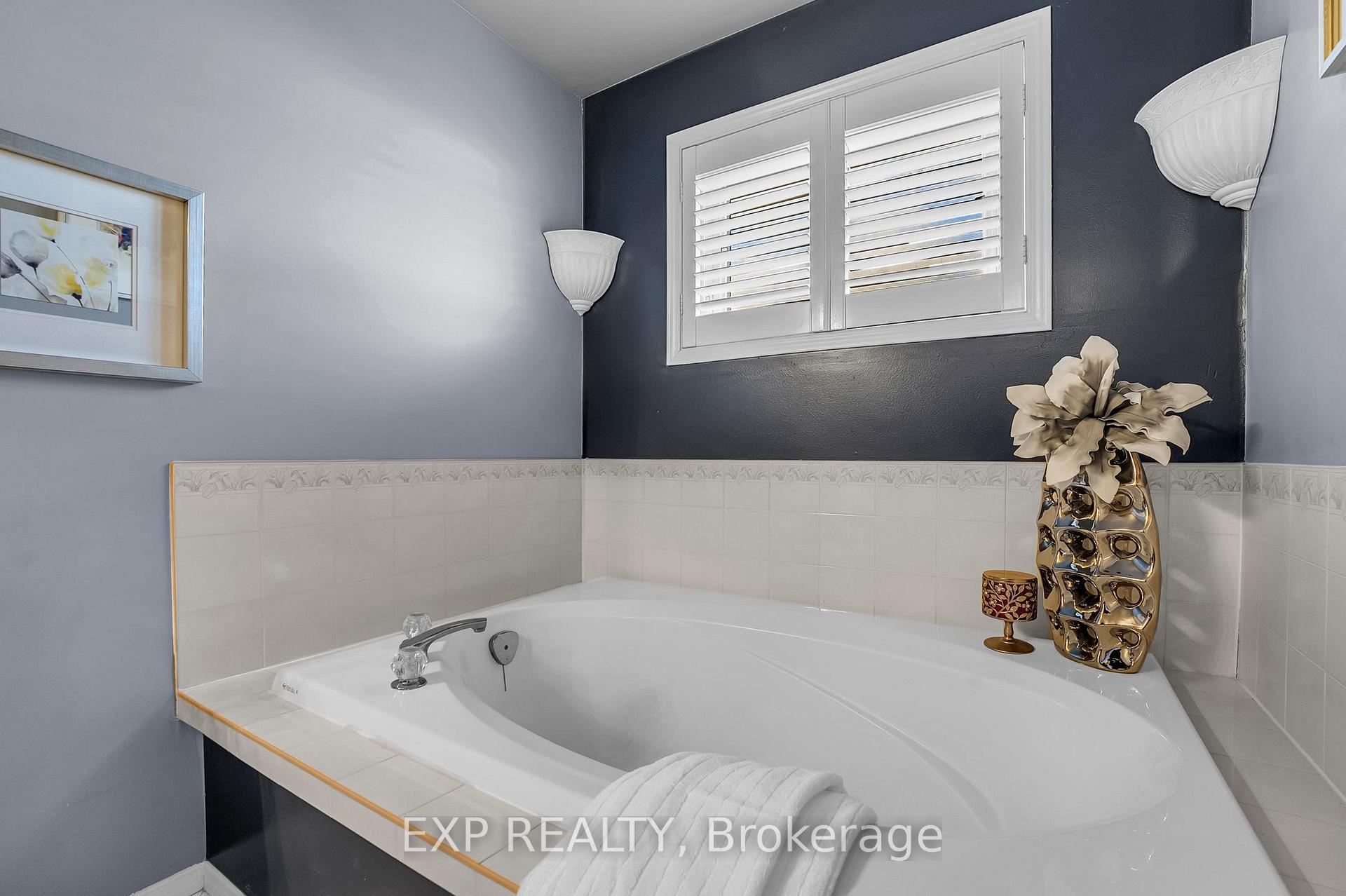 Photo 21 of 1290 Dartmoor Street, Oshawa, Eastdale — HOMEH