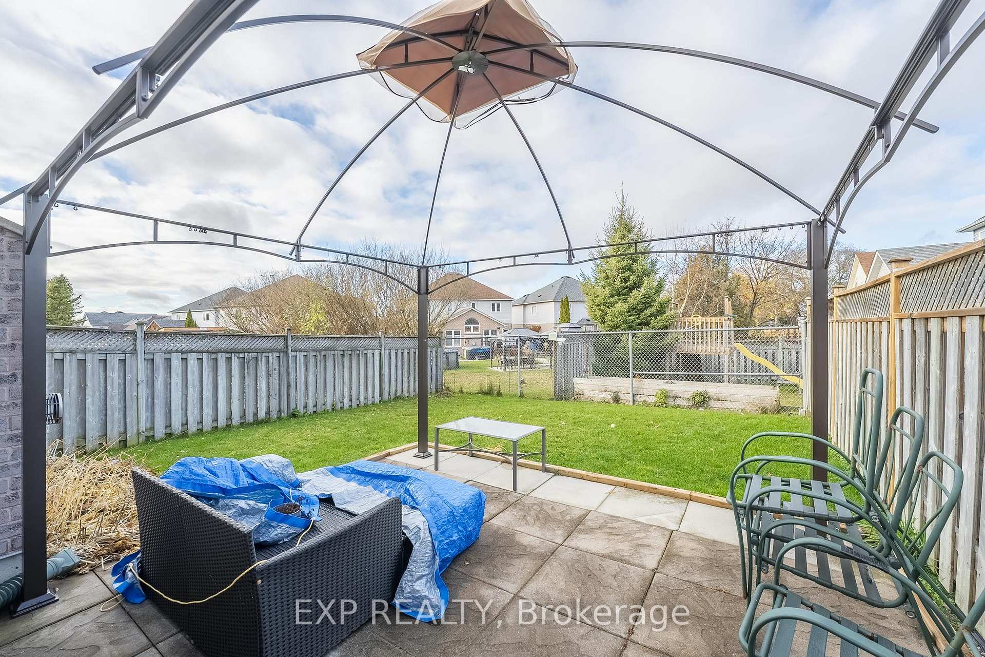 Photo 26 of 1290 Dartmoor Street, Oshawa, Eastdale — HOMEH