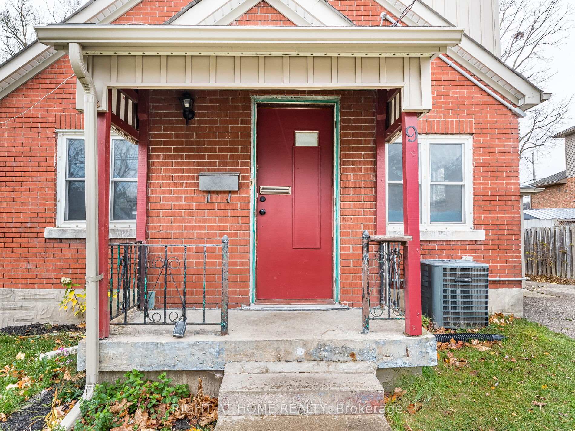 Photo 15 of 9 Kehl Street, Kitchener — HOMEH