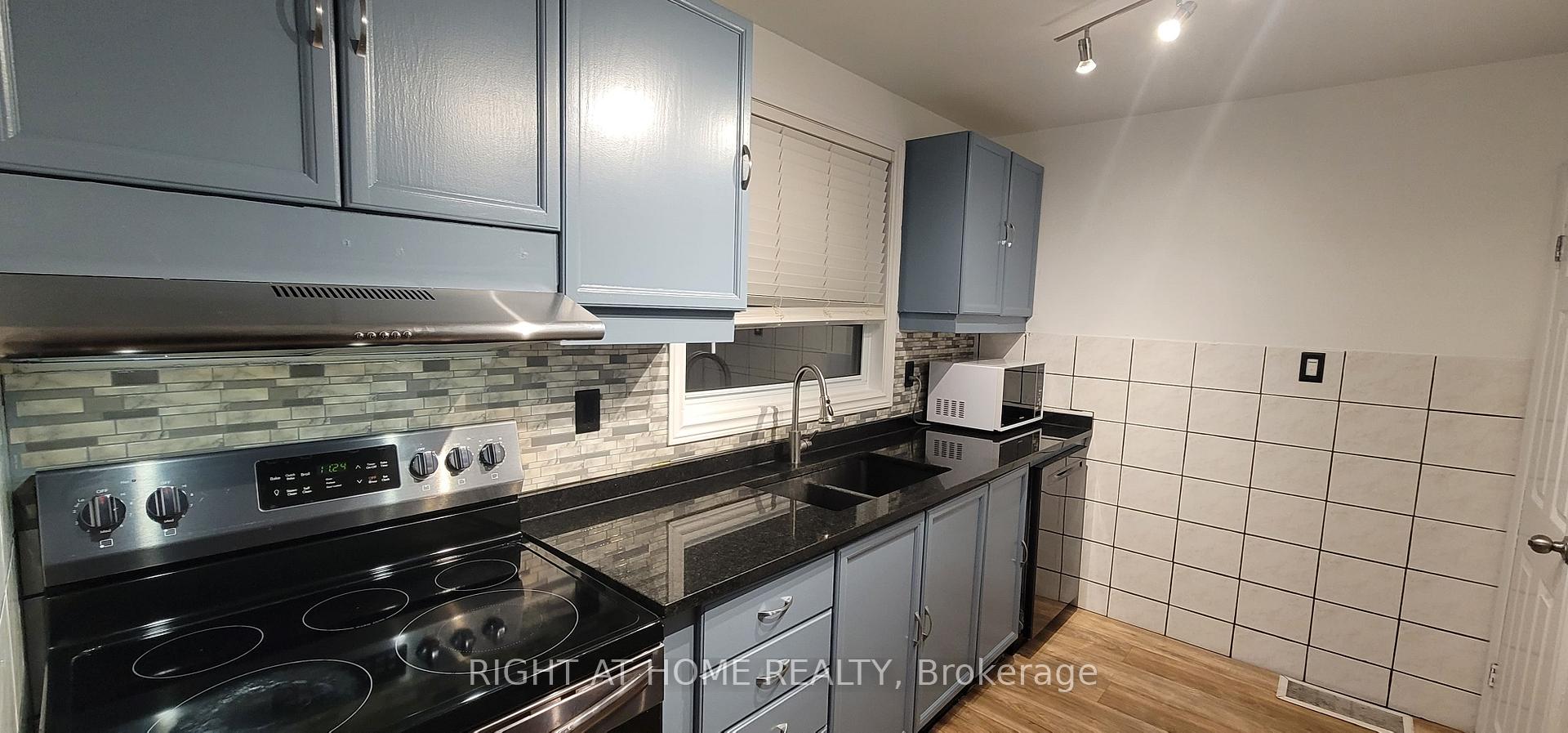 Photo 14 of 9 Kehl Street, Kitchener — HOMEH