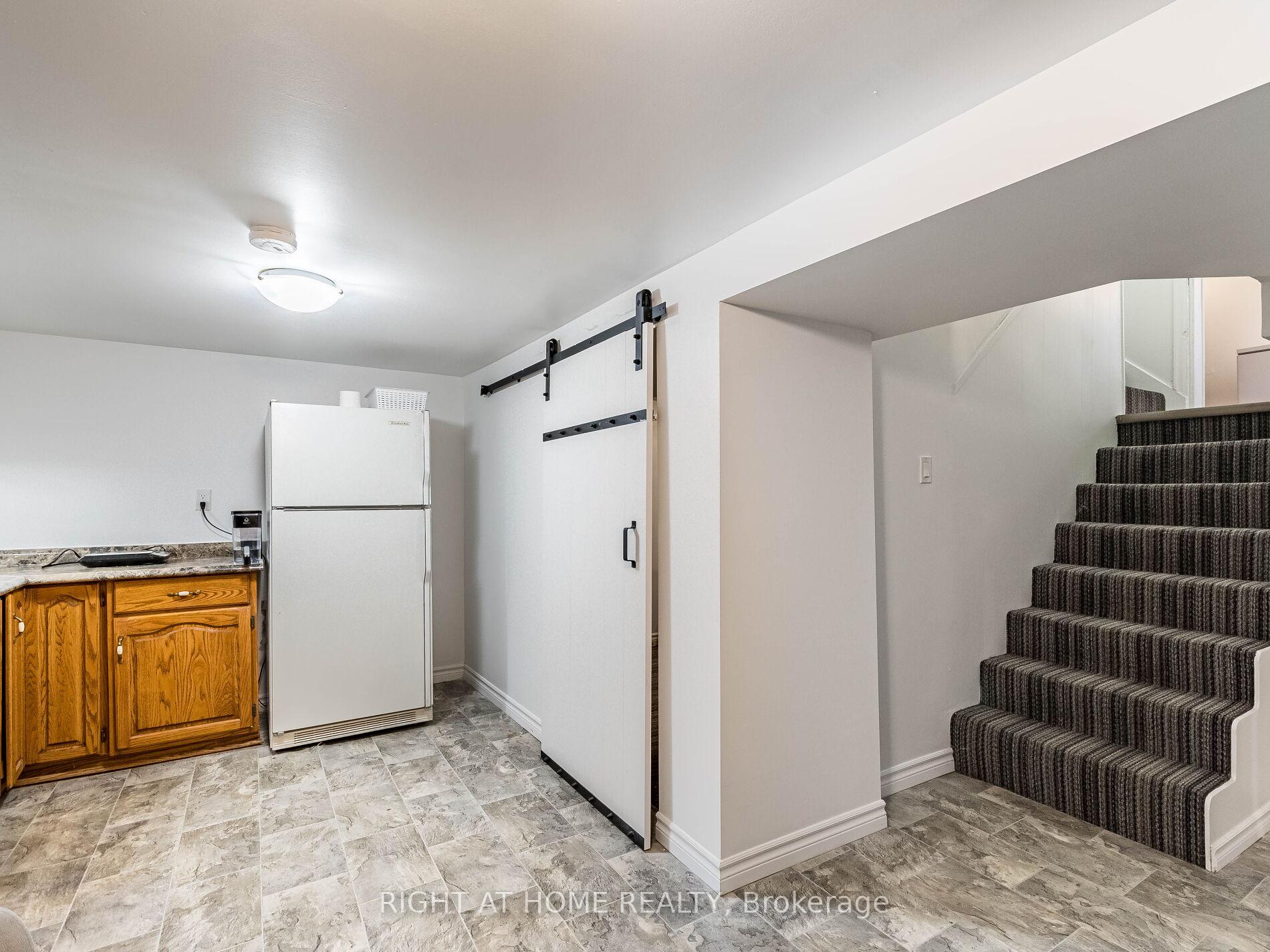 Photo 39 of 9 Kehl Street, Kitchener — HOMEH