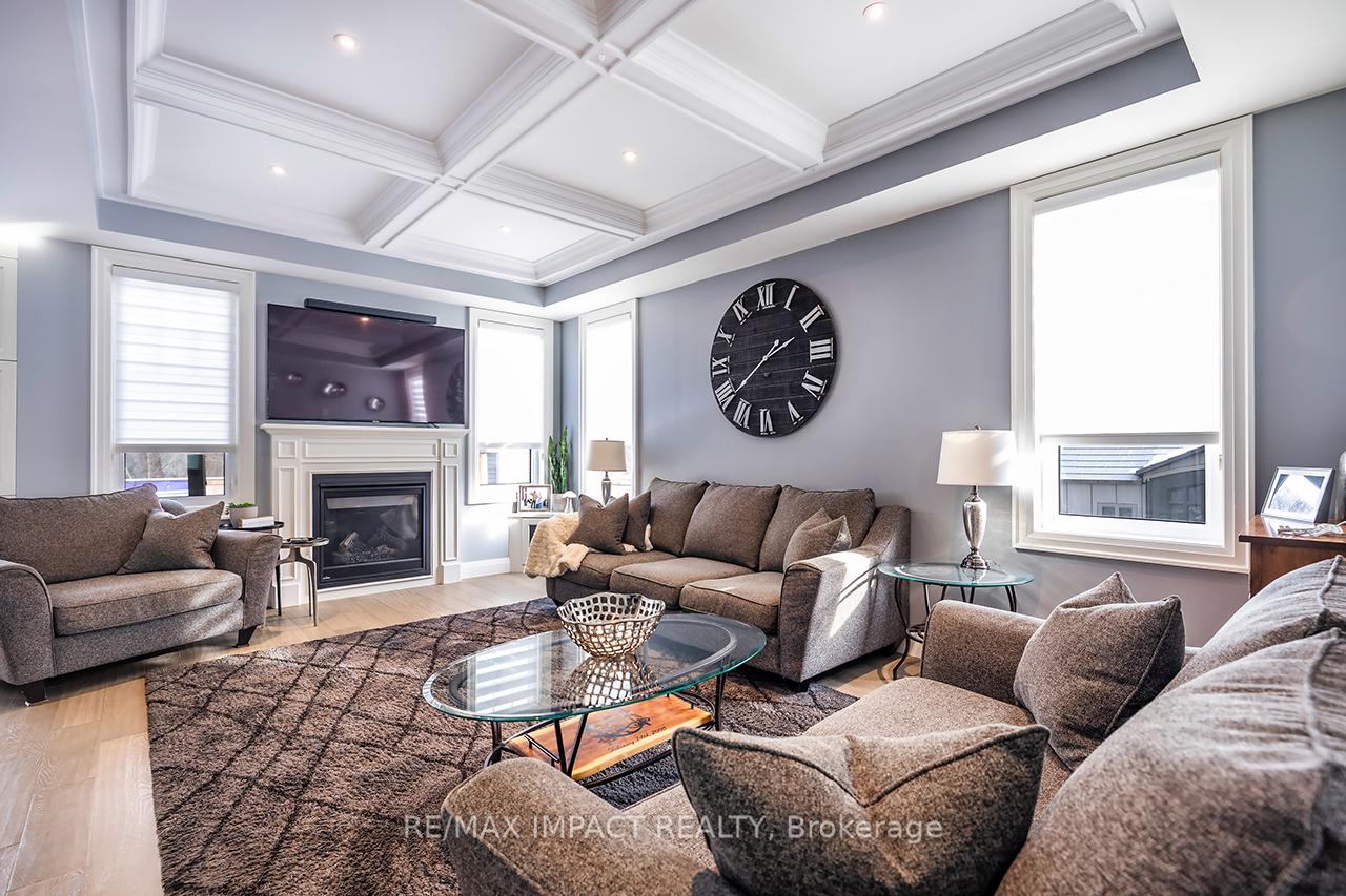 Photo 2 of 384 Northglen Boulevard, Clarington, Bowmanville — HOMEH