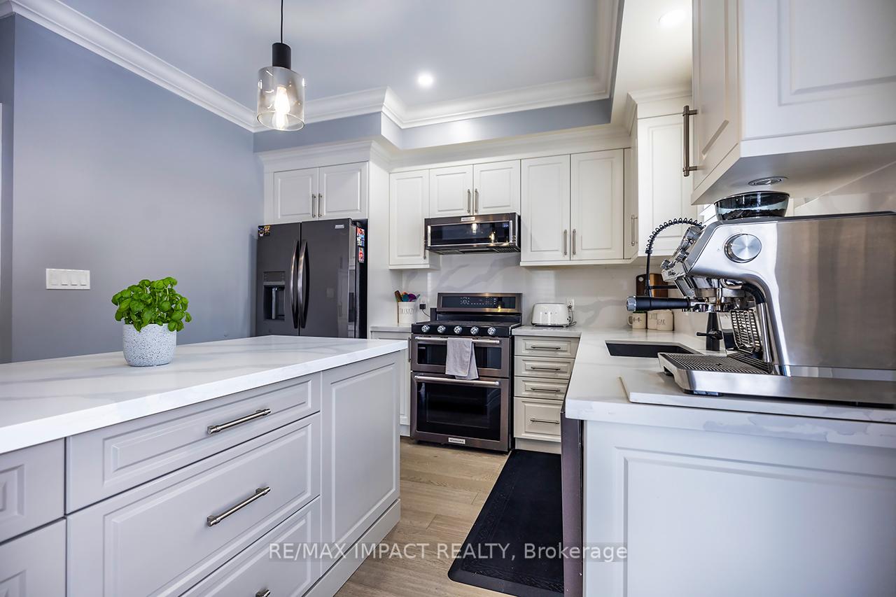 Photo 20 of 384 Northglen Boulevard, Clarington, Bowmanville — HOMEH
