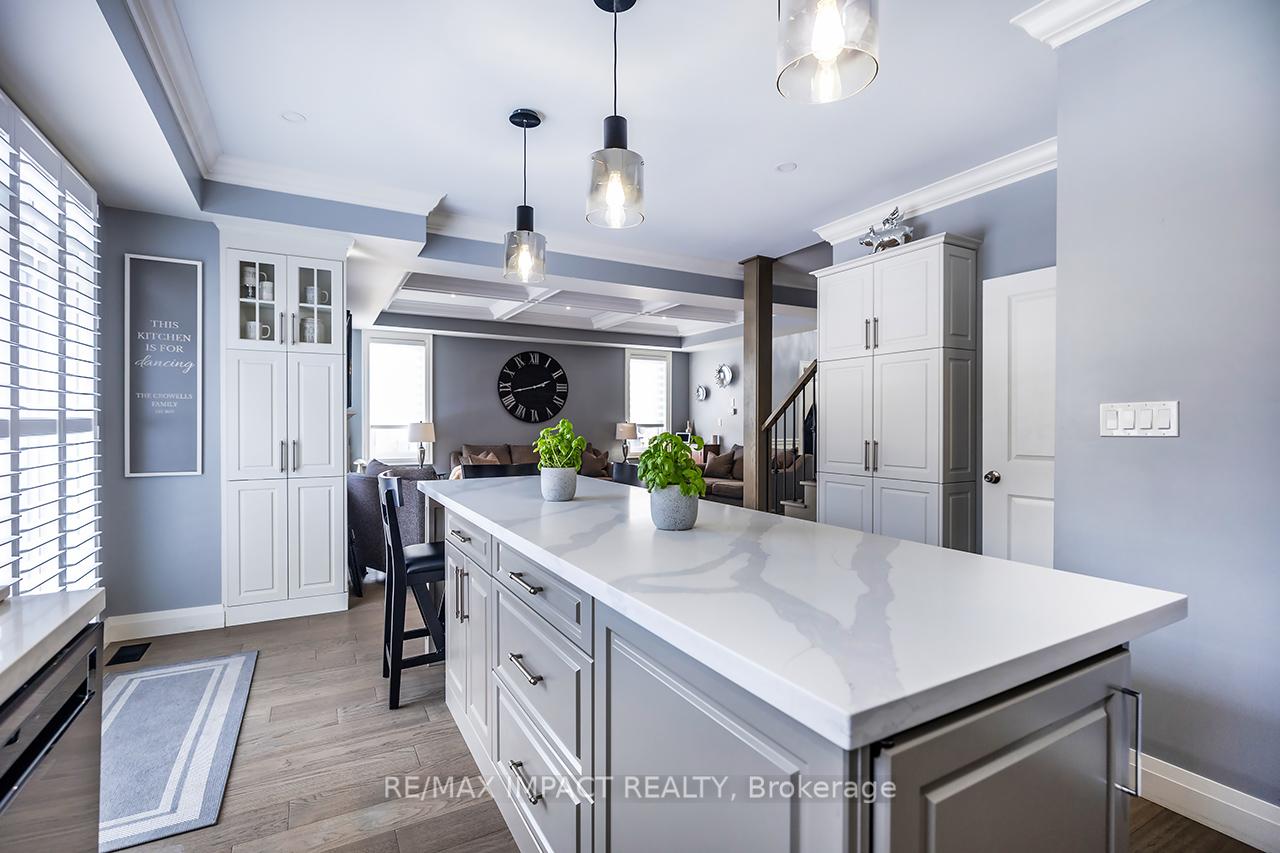 Photo 8 of 384 Northglen Boulevard, Clarington, Bowmanville — HOMEH