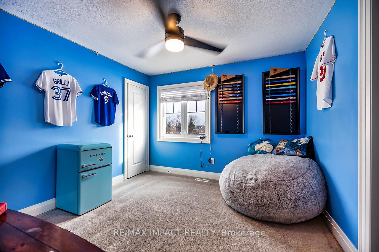 Photo 12 of 384 Northglen Boulevard, Clarington, Bowmanville — HOMEH