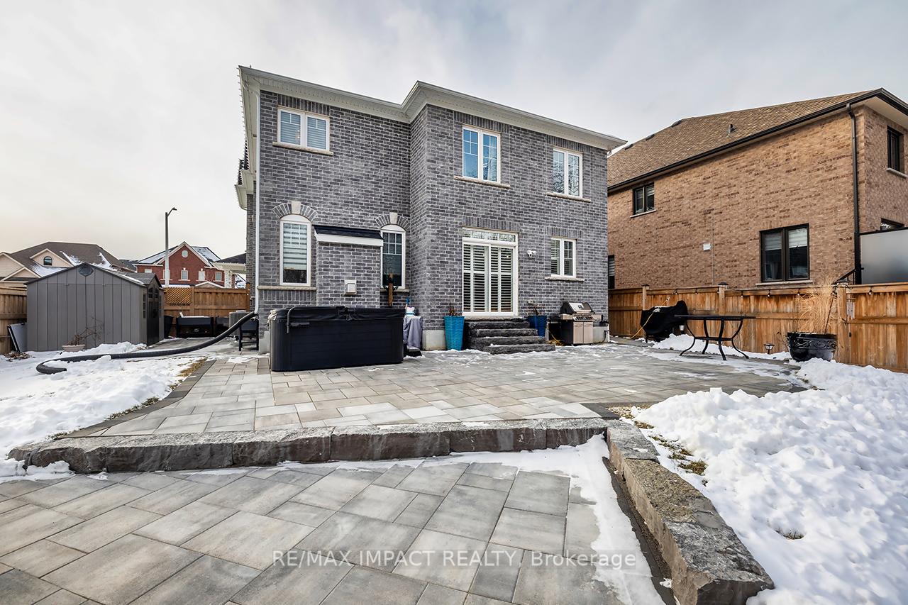Photo 21 of 384 Northglen Boulevard, Clarington, Bowmanville — HOMEH