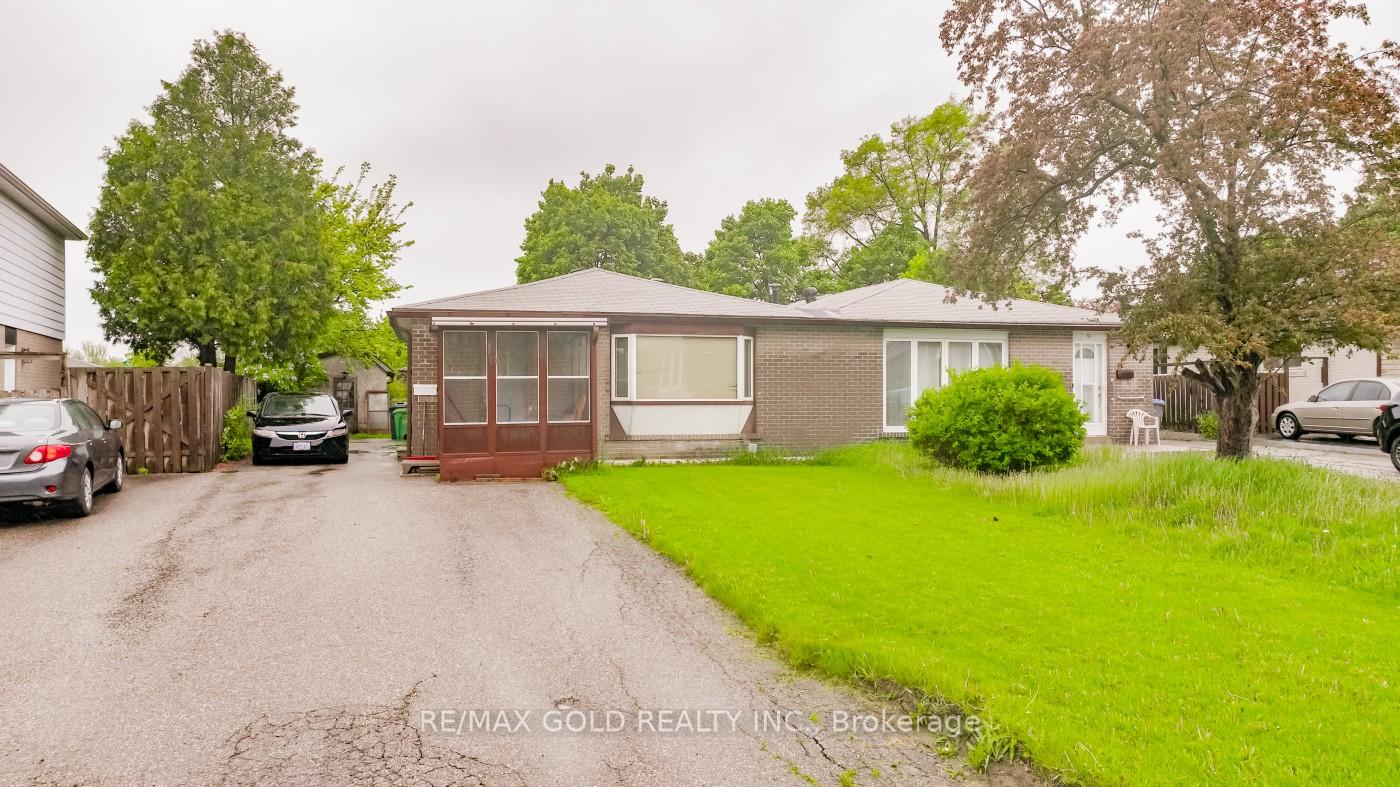 Front of 10 Edenridge Drive