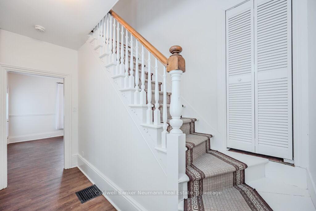Photo 8 of 126 Palmer Street, Guelph, St. George's — HOMEH