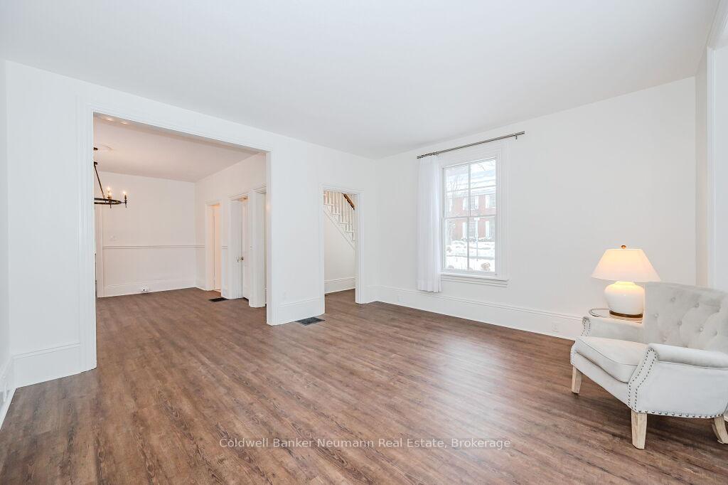 Photo 10 of 126 Palmer Street, Guelph, St. George's — HOMEH