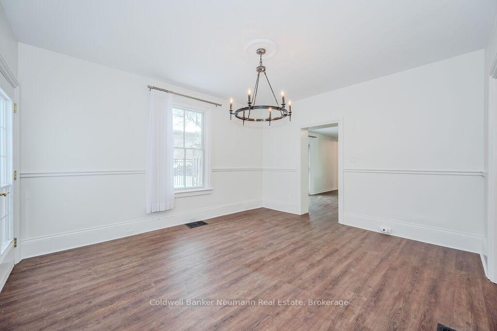 Photo 13 of 126 Palmer Street, Guelph, St. George's — HOMEH