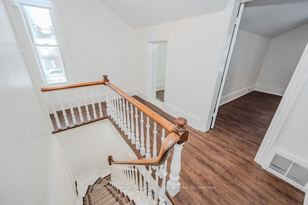 Photo 28 of 126 Palmer Street, Guelph, St. George's — HOMEH
