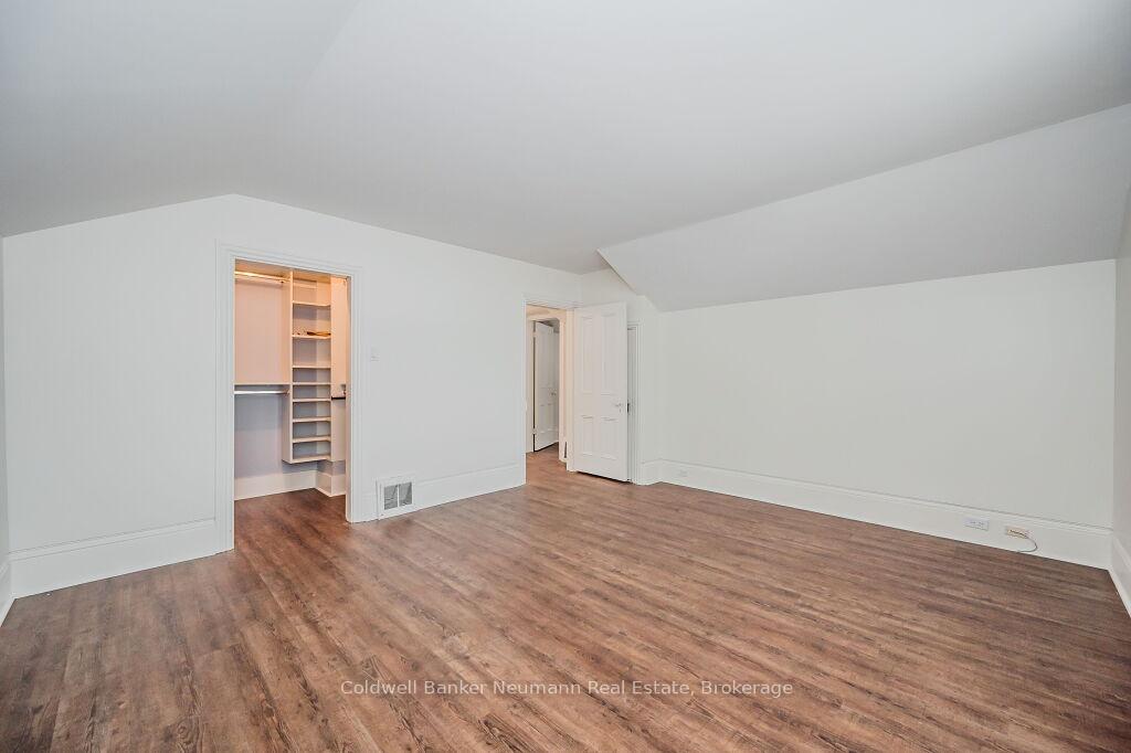 Photo 30 of 126 Palmer Street, Guelph, St. George's — HOMEH