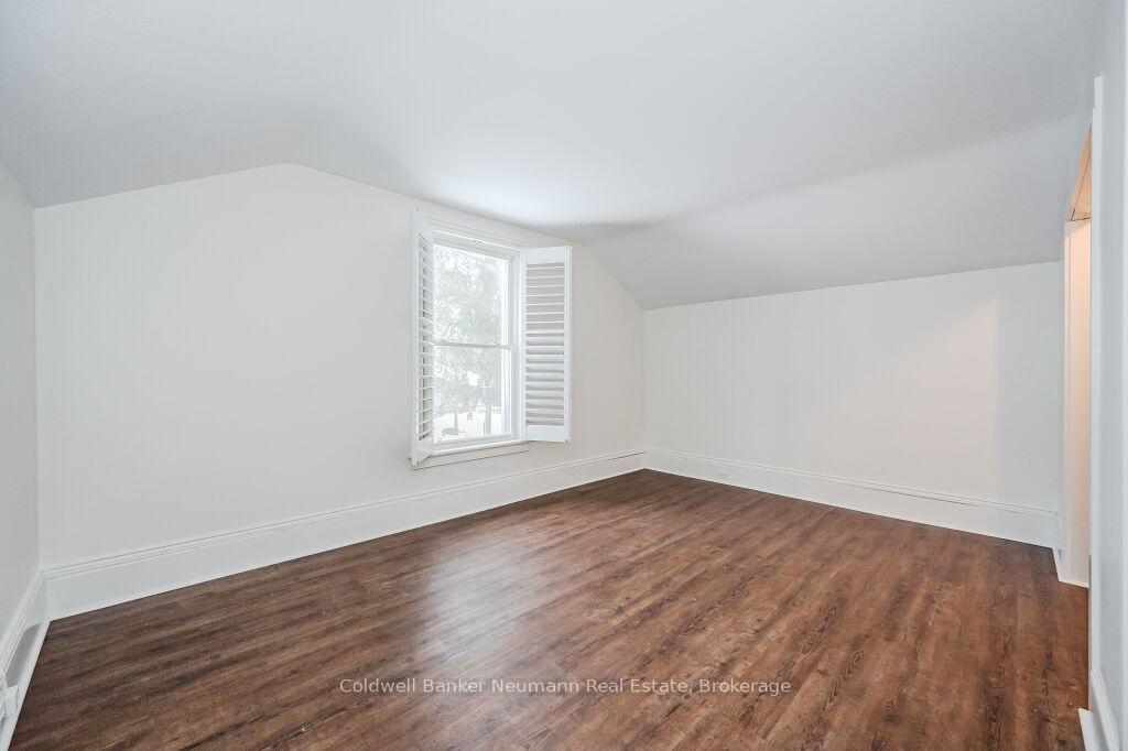 Photo 31 of 126 Palmer Street, Guelph, St. George's — HOMEH