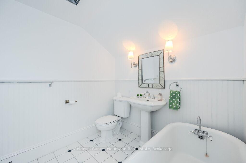 Photo 33 of 126 Palmer Street, Guelph, St. George's — HOMEH