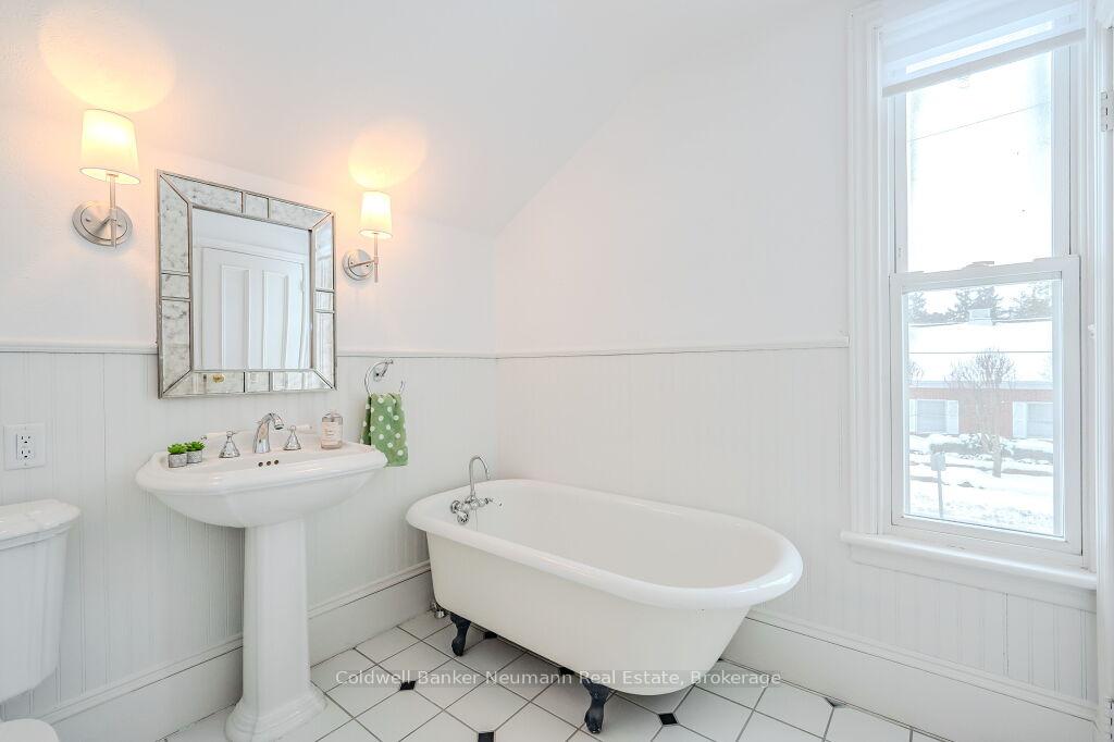 Photo 34 of 126 Palmer Street, Guelph, St. George's — HOMEH