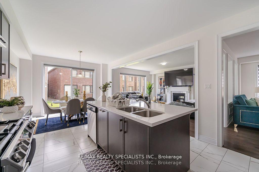 Photo 5 of 43 Petch Avenue, Caledon, Rural Caledon — HOMEH