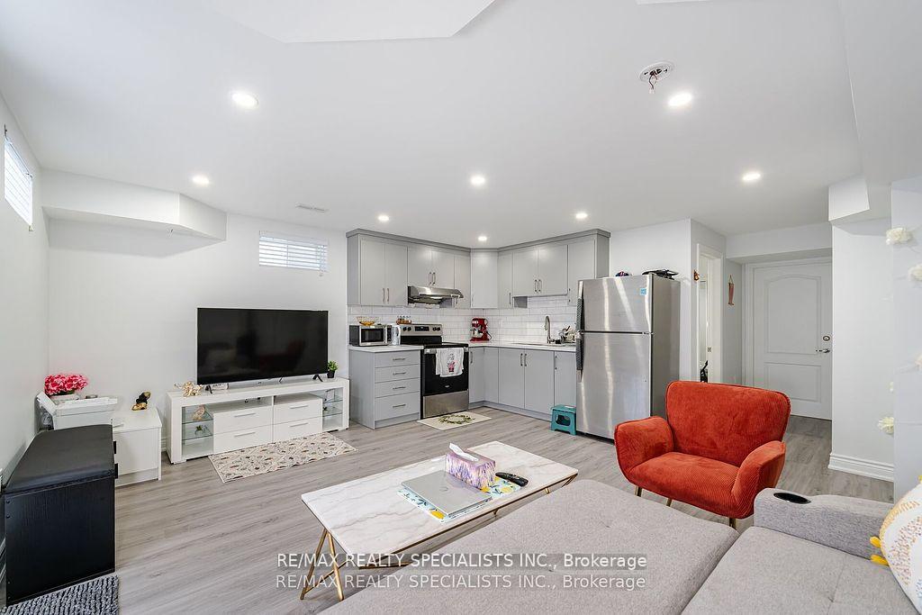 Photo 31 of 43 Petch Avenue, Caledon, Rural Caledon — HOMEH