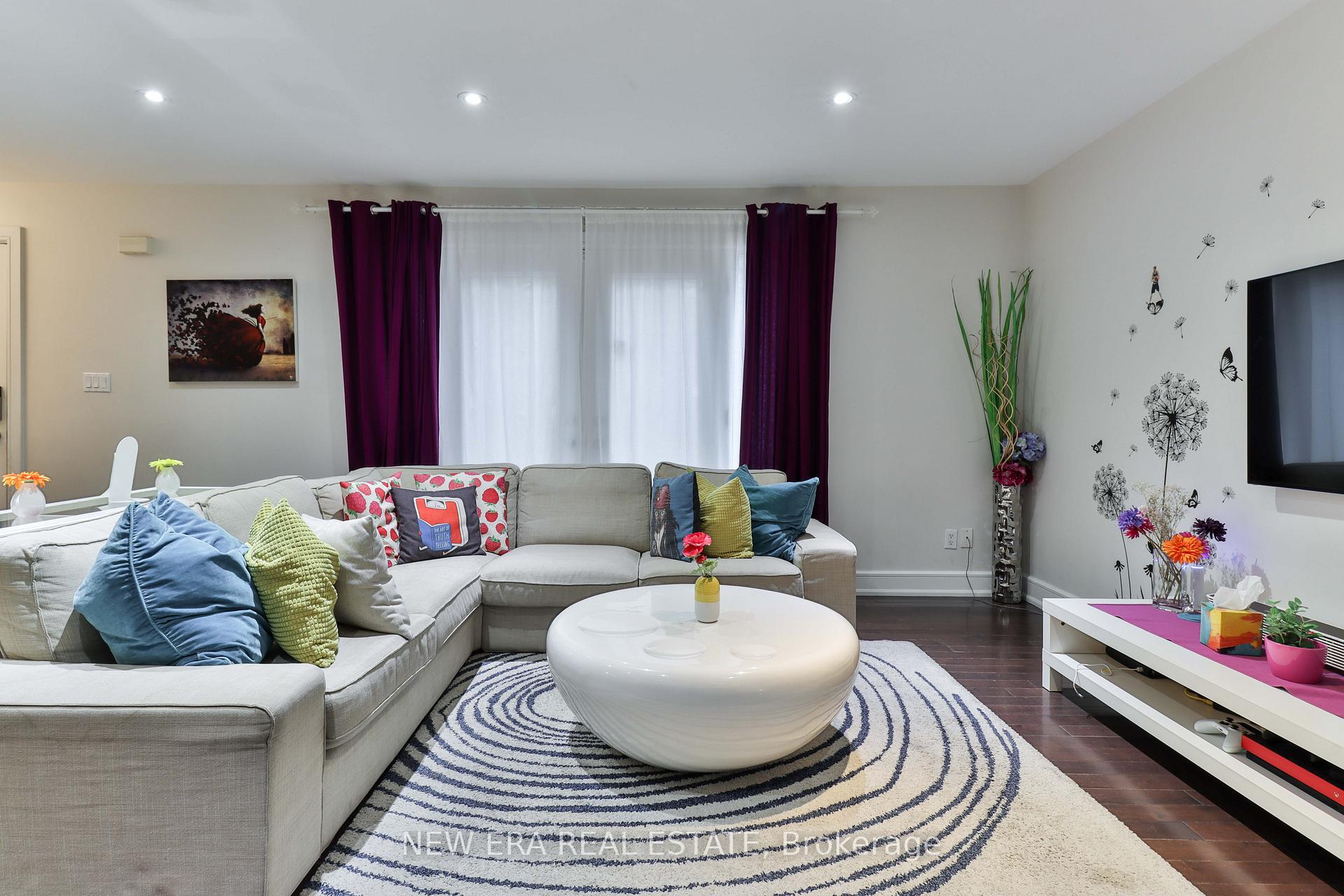Photo 16 of Unit E, 346 Jarvis Street E, Toronto, Church-Yonge Corridor — HOMEH