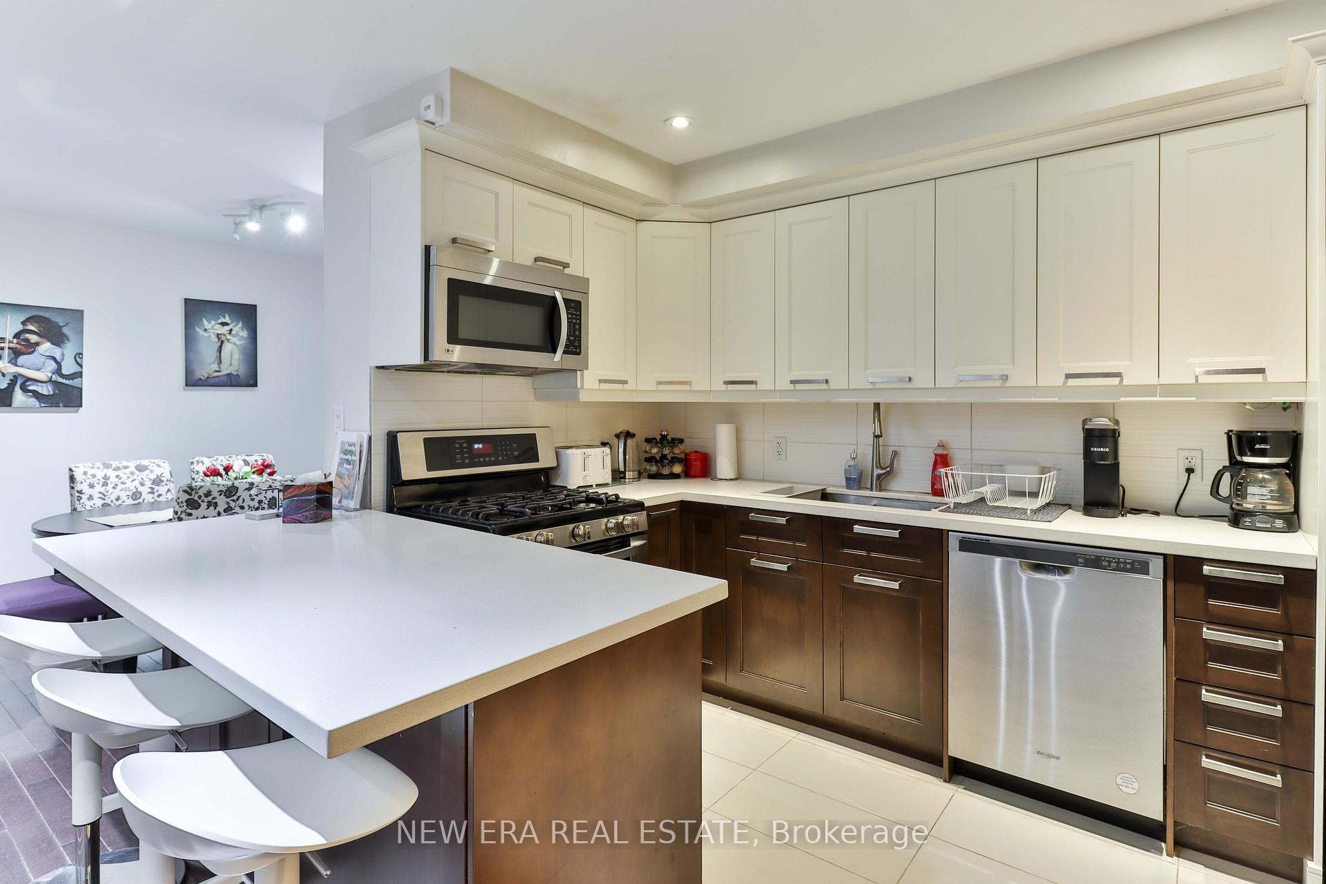 Photo 7 of Unit E, 346 Jarvis Street E, Toronto, Church-Yonge Corridor — HOMEH