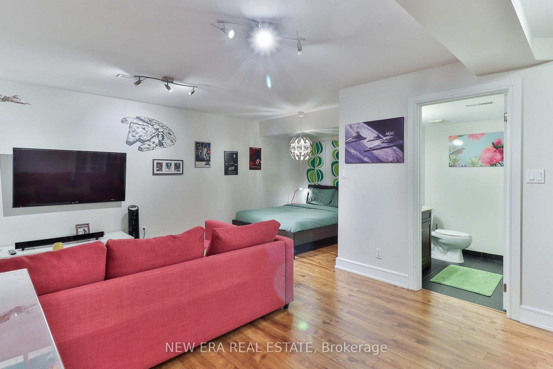 Photo 23 of Unit E, 346 Jarvis Street E, Toronto, Church-Yonge Corridor — HOMEH