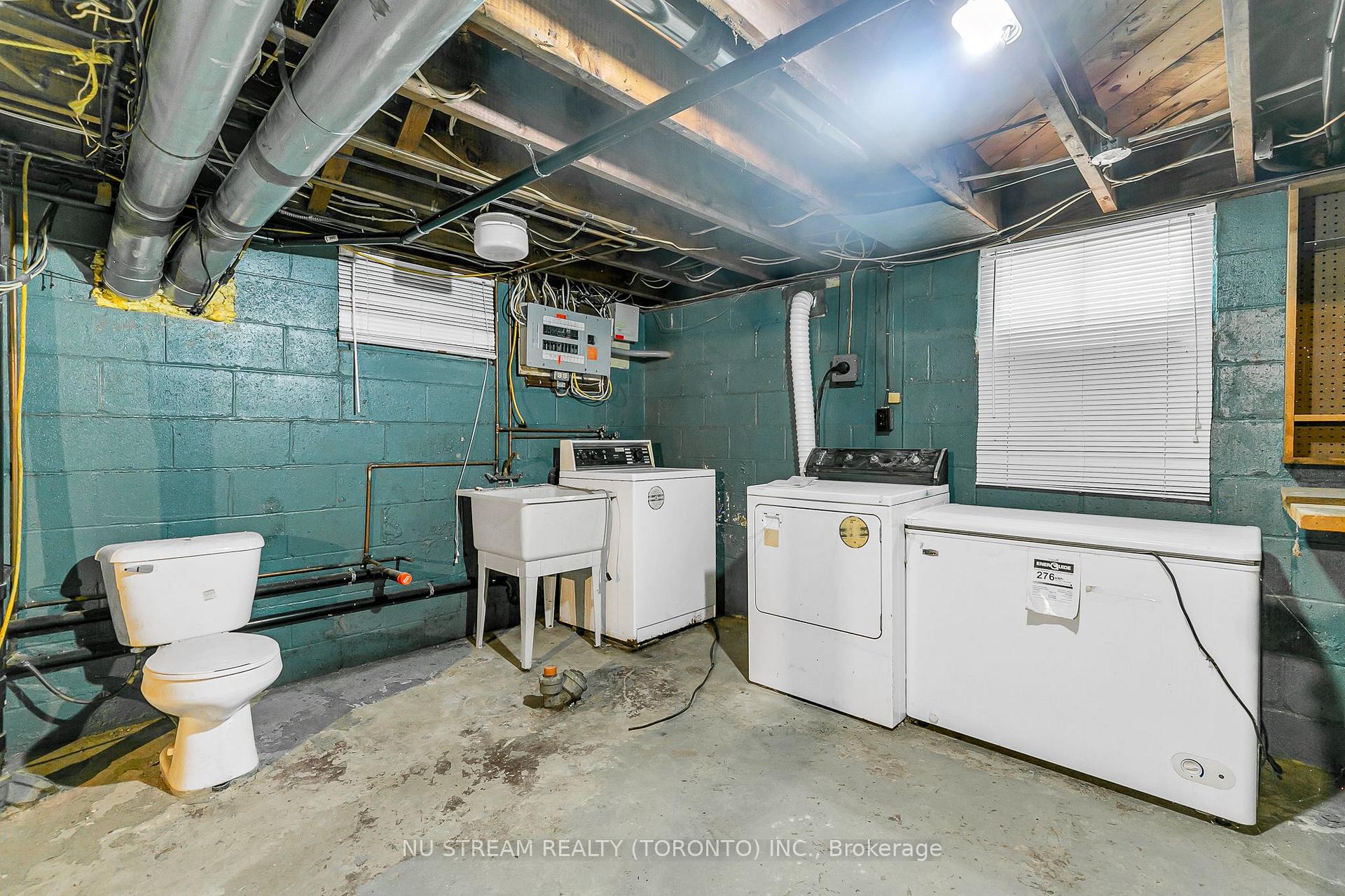 Photo 26 of 688 Rosedale Avenue, Windsor — HOMEH