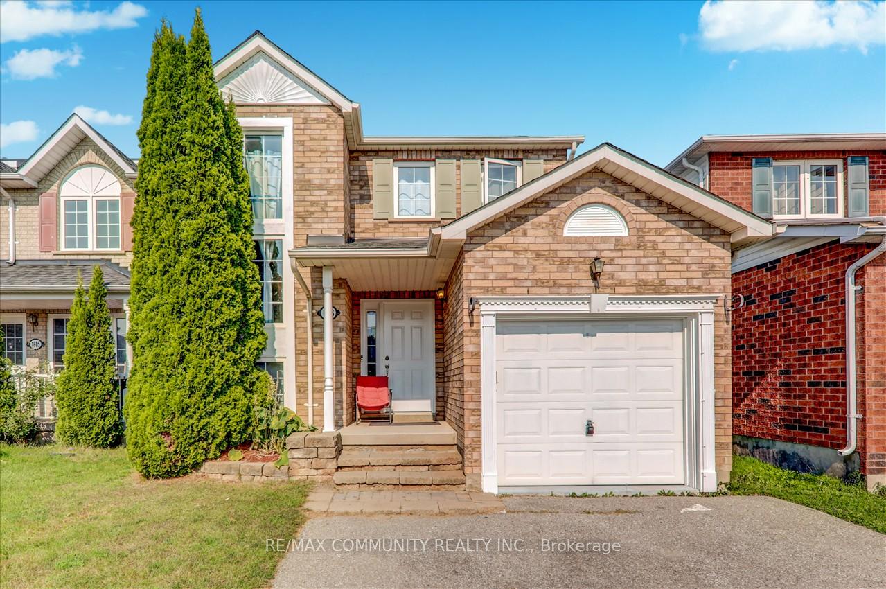 Front of 1813 Dalhousie Crescent