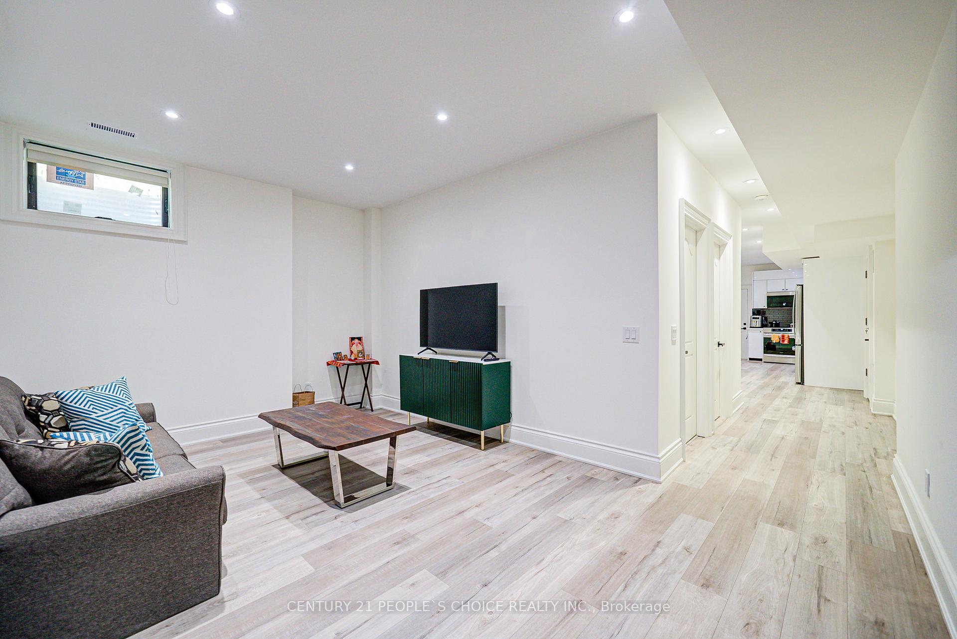Photo 48 of 42 Harold Street, Brampton, Downtown Brampton — HOMEH