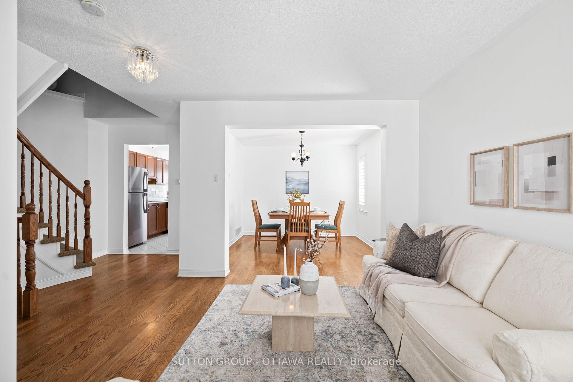 Photo 5 of 45 Redpath Drive, Ottawa, Barrhaven East — HOMEH