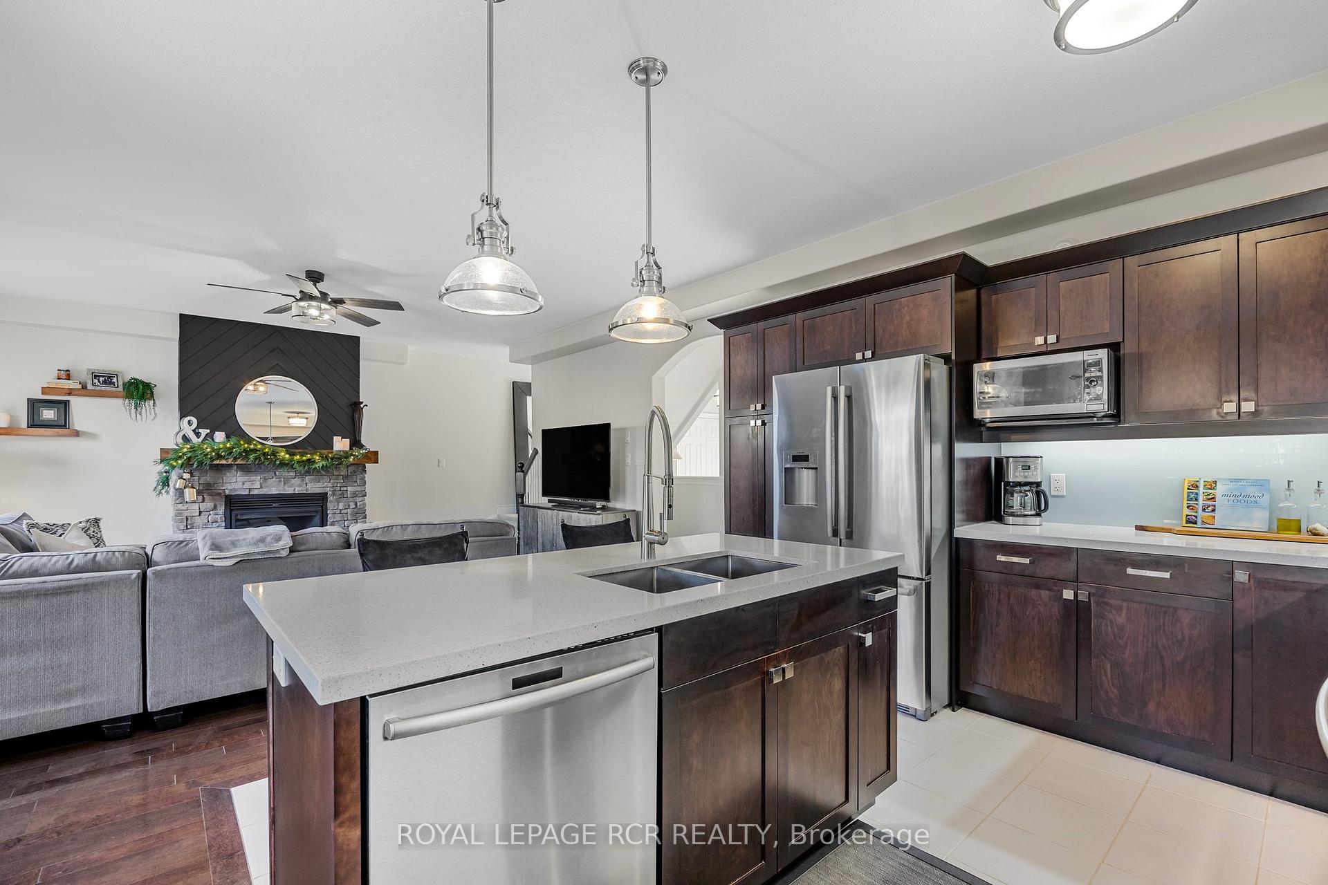 Photo 9 of 10 Irwin Crescent, New Tecumseth, Alliston — HOMEH