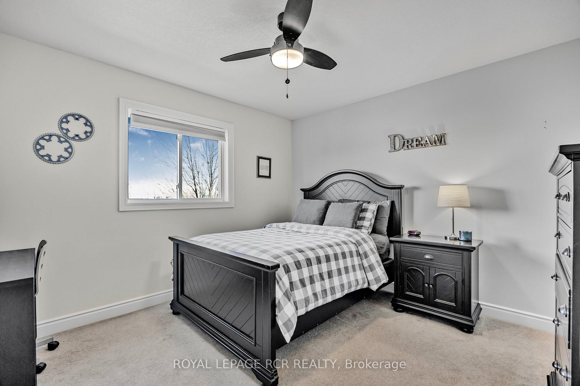 Photo 15 of 10 Irwin Crescent, New Tecumseth, Alliston — HOMEH