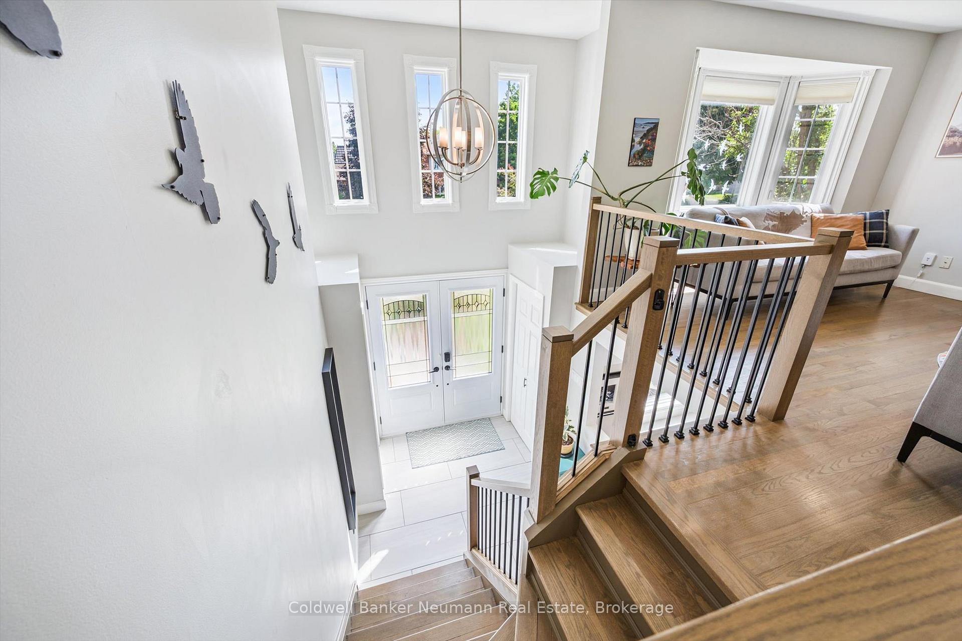Photo 6 of 396 Ironwood Road, Guelph, Kortright West — HOMEH