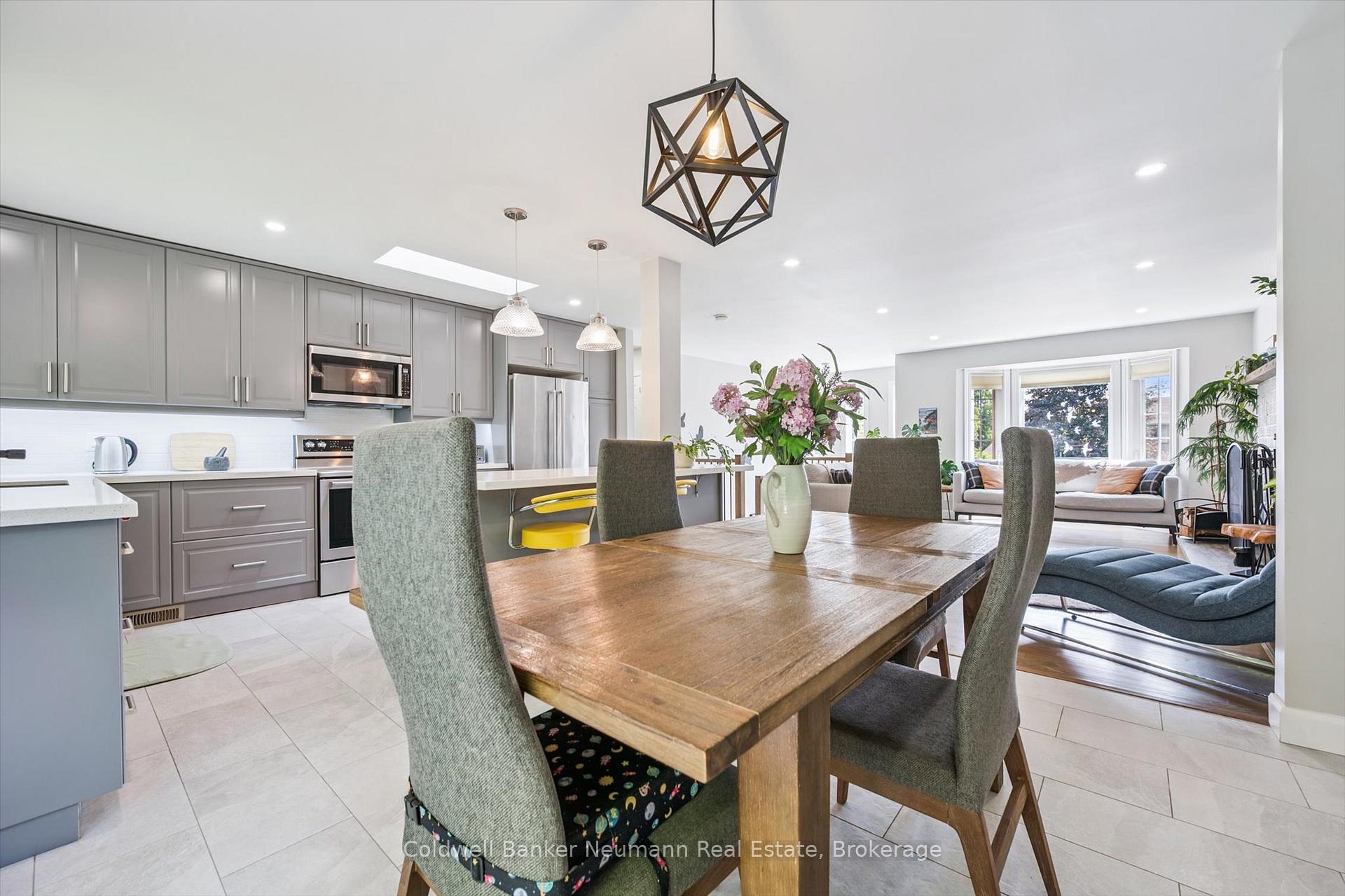 Photo 21 of 396 Ironwood Road, Guelph, Kortright West — HOMEH
