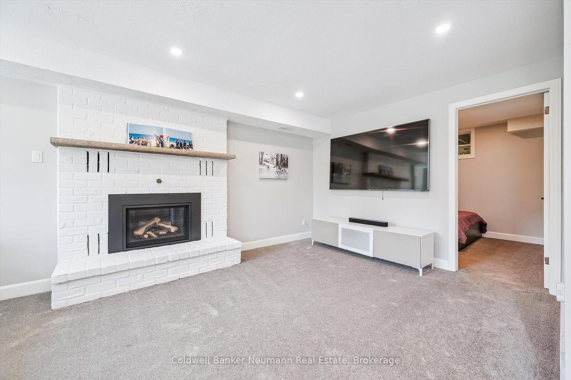 Photo 30 of 396 Ironwood Road, Guelph, Kortright West — HOMEH