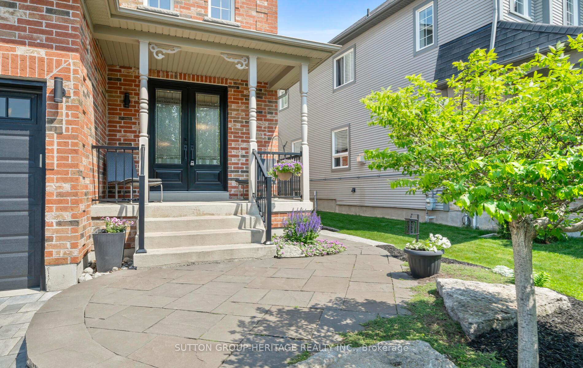 Photo 2 of 198 Honeyman Drive, Clarington, Bowmanville — HOMEH
