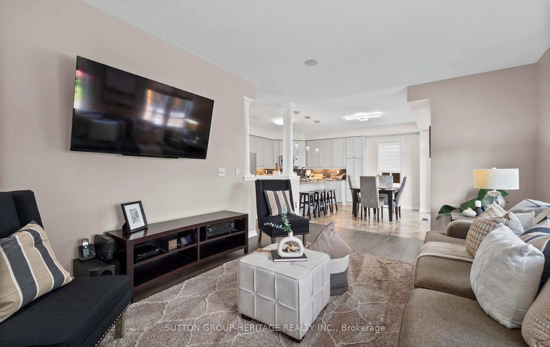 Photo 15 of 198 Honeyman Drive, Clarington, Bowmanville — HOMEH
