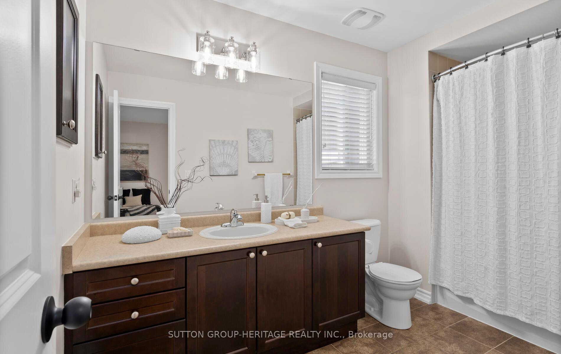 Photo 32 of 198 Honeyman Drive, Clarington, Bowmanville — HOMEH