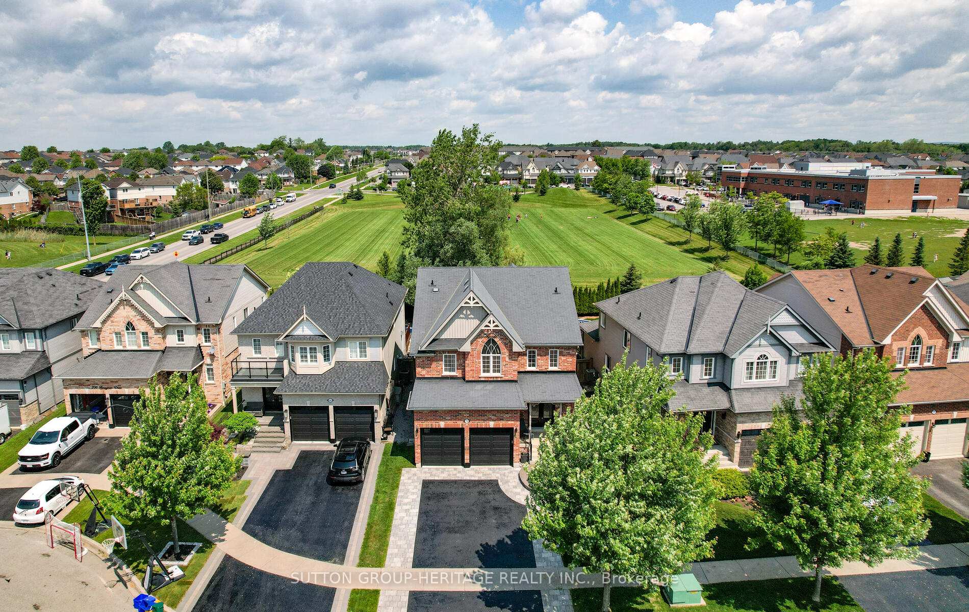 Photo 40 of 198 Honeyman Drive, Clarington, Bowmanville — HOMEH