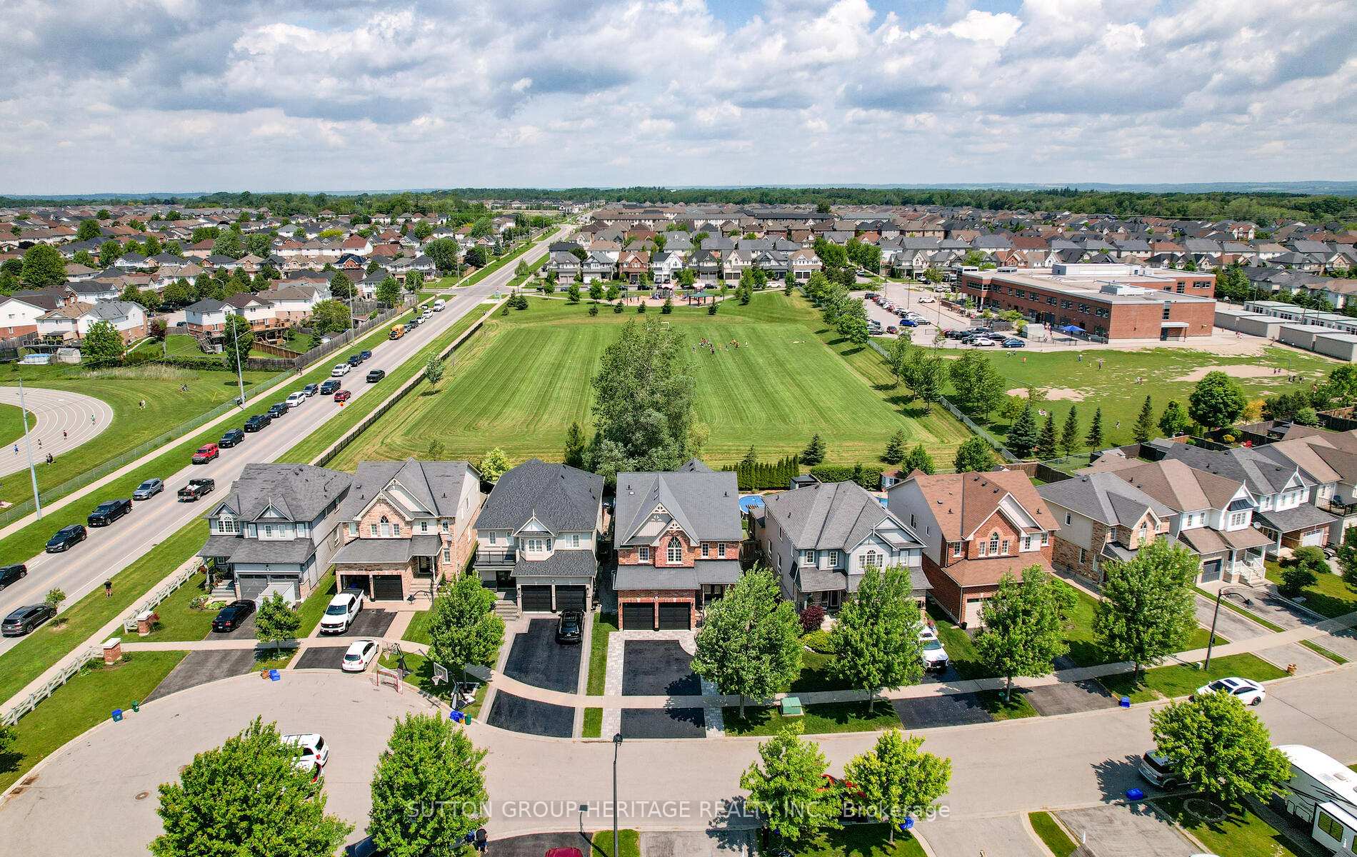 Photo 41 of 198 Honeyman Drive, Clarington, Bowmanville — HOMEH