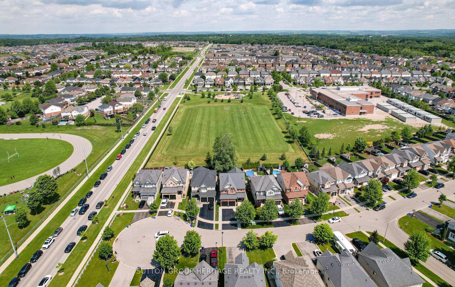 Photo 42 of 198 Honeyman Drive, Clarington, Bowmanville — HOMEH