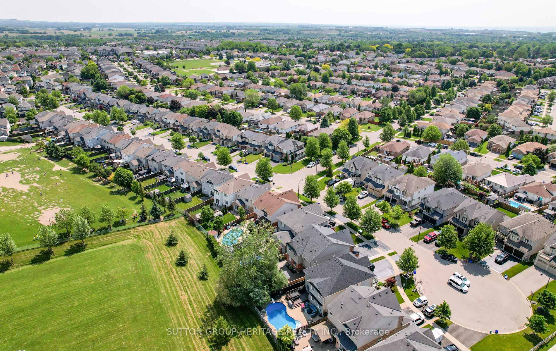 Photo 45 of 198 Honeyman Drive, Clarington, Bowmanville — HOMEH