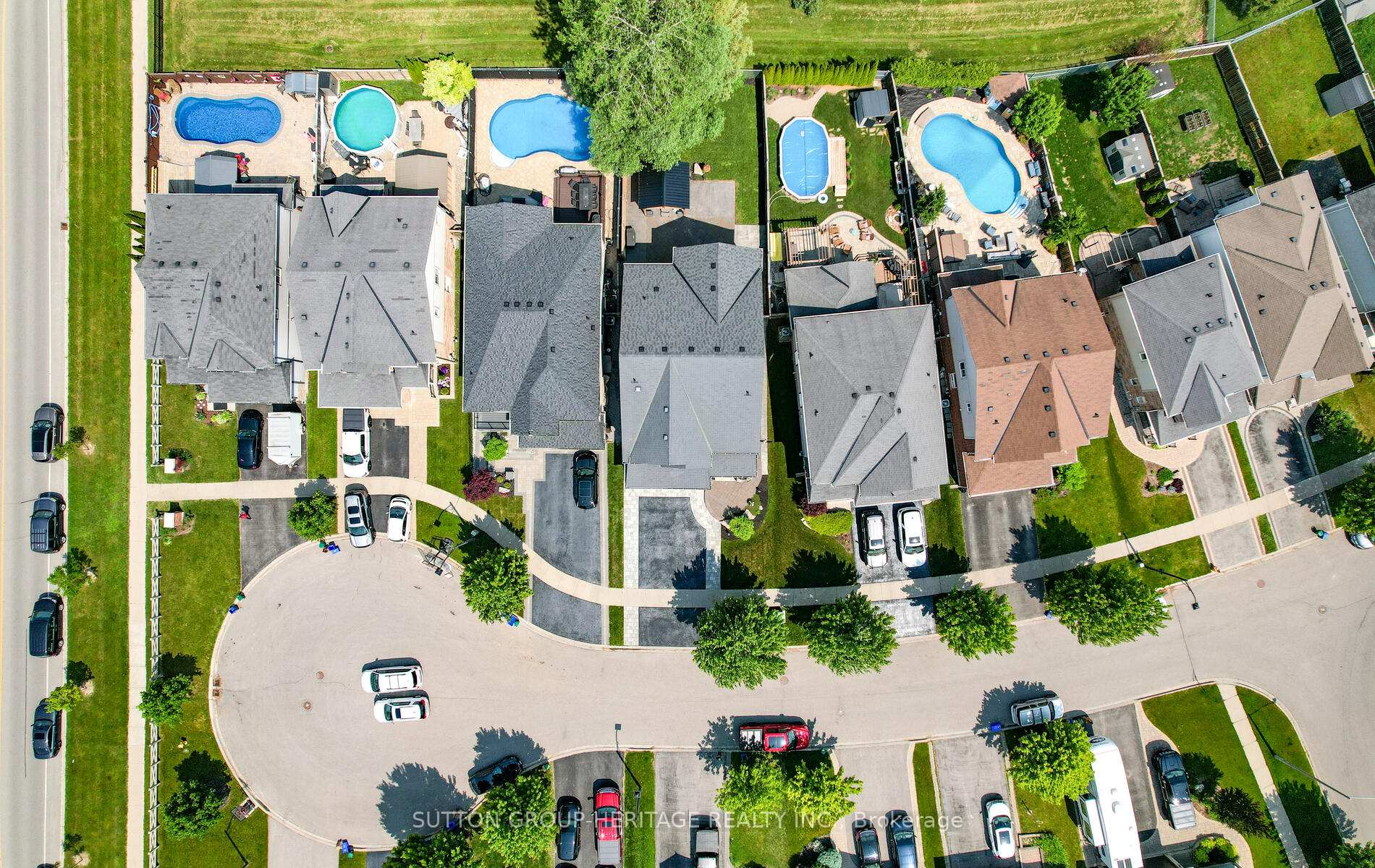 Photo 47 of 198 Honeyman Drive, Clarington, Bowmanville — HOMEH
