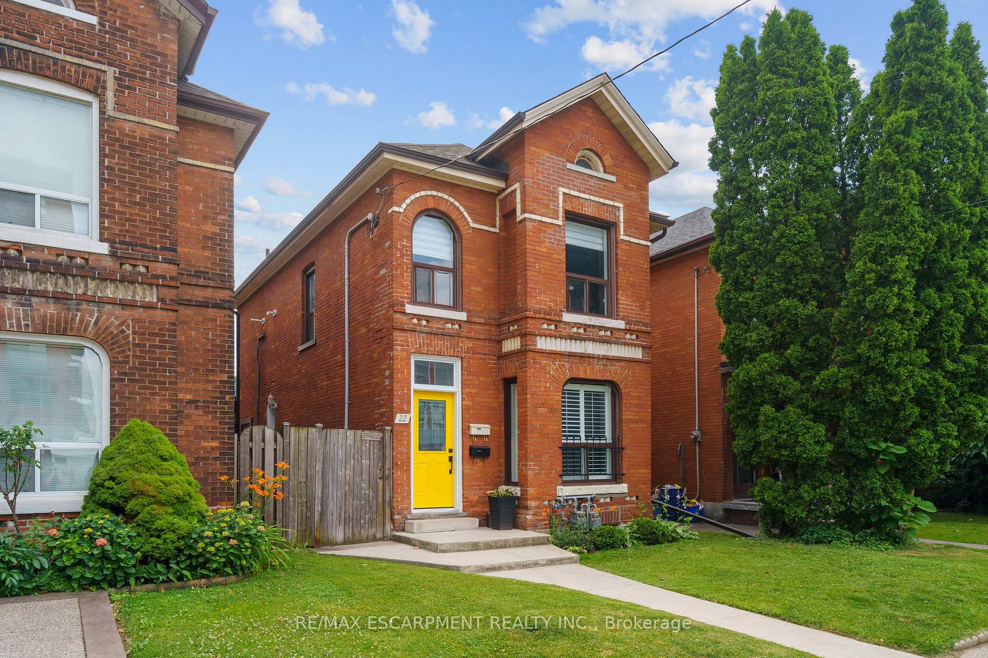Photo 1 of 22 Aikman Avenue, Hamilton, Gibson — HOMEH