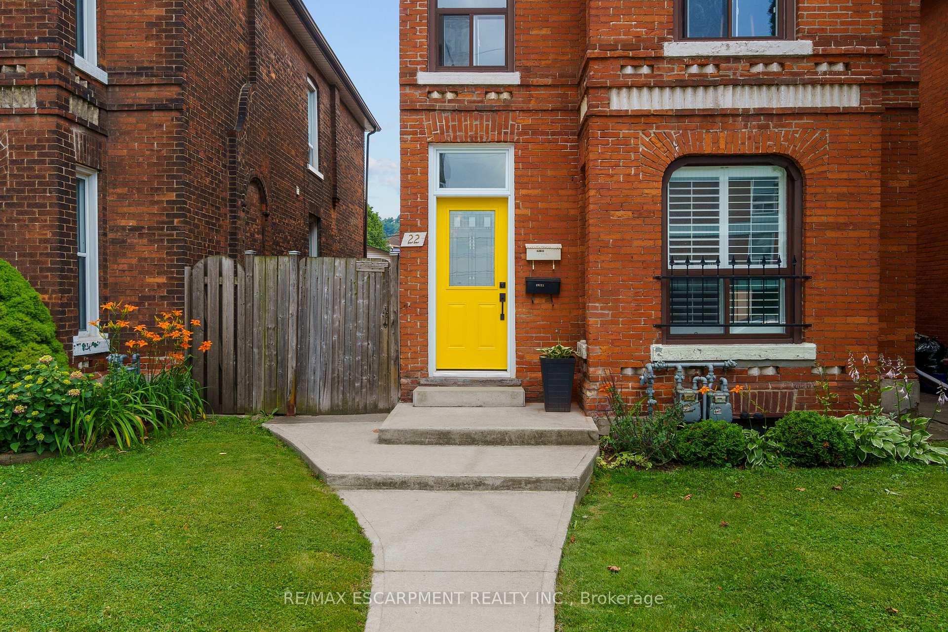 Photo 25 of 22 Aikman Avenue, Hamilton, Gibson — HOMEH